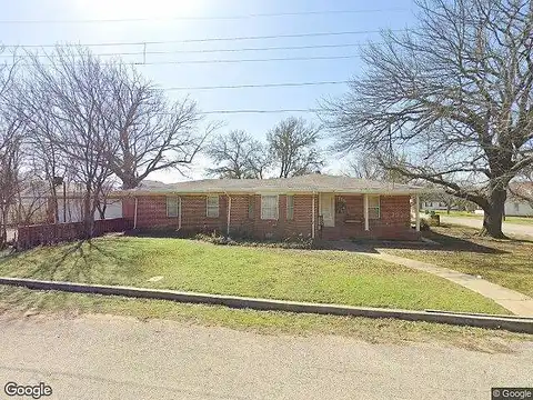 W Commerce St, Henrietta, TX 76365
