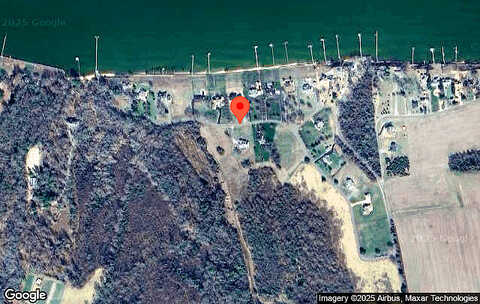 N Shore Rd, Locust Hill, VA 23092