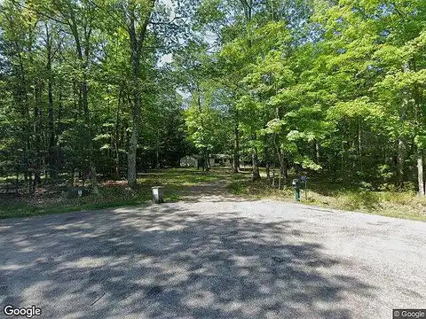 Oak Ln, Minocqua, WI 54548