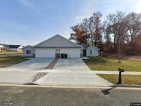 Russell Ct, Reedsburg, WI 53959
