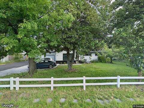 Hunsaker Ln, Eugene, OR 97404