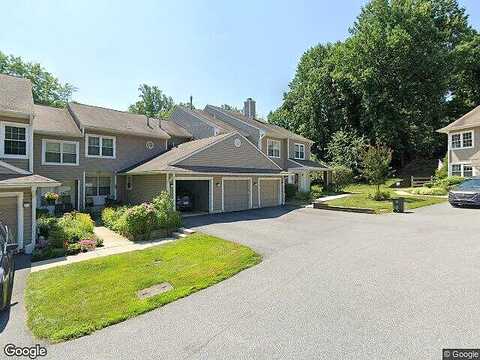 Nottingham Ct, GLEN MILLS, PA 19342