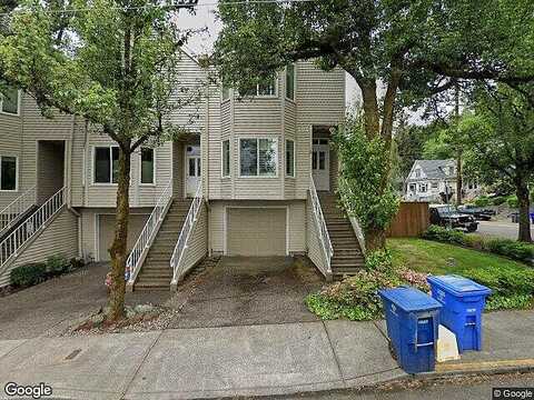 S Sweeney St, Portland, OR 97239