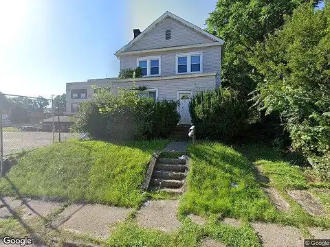 Mcminn St, Aliquippa, PA 15001