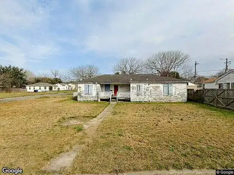 W Longview Street, Corpus Christi, TX 78408