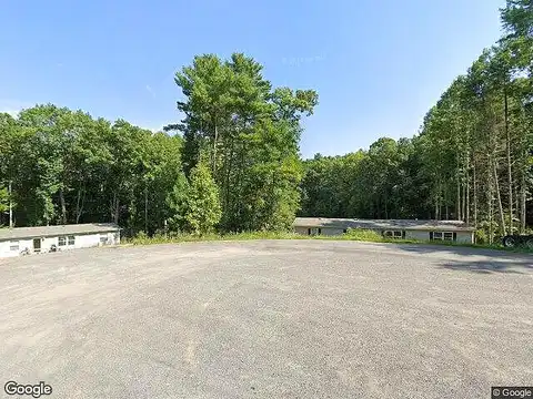 Wood Lane, Hillsville, VA 24343