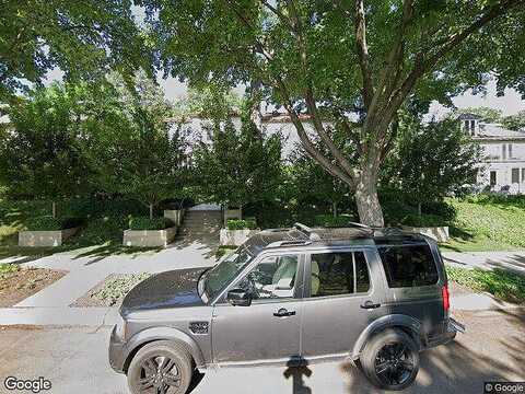 W Lake Of The Isles Parkway, Minneapolis, MN 55405