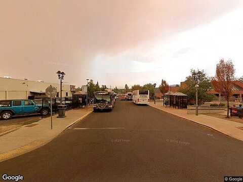 Ne Neveah Lane, Bend, OR 97701