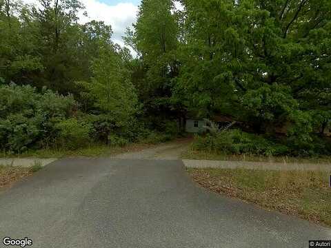 Avenda Lane, Midlothian, VA 23114