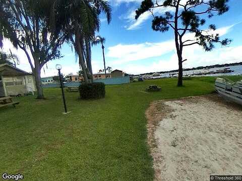 S Lakeview Rd #14, Lake Placid, FL 33852