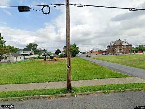 Kiernan Ave, Hellertown, PA 18055