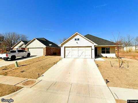 Clover Cir, Weatherford, TX 76086