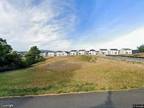Midsummer Ln, Middletown, VA 22645