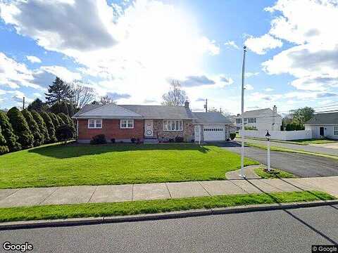 N 14Th St, Allentown, PA 18102