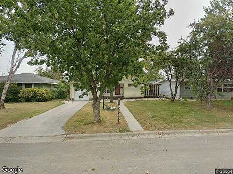 Maple Ave S, Thief River Falls, MN 56701