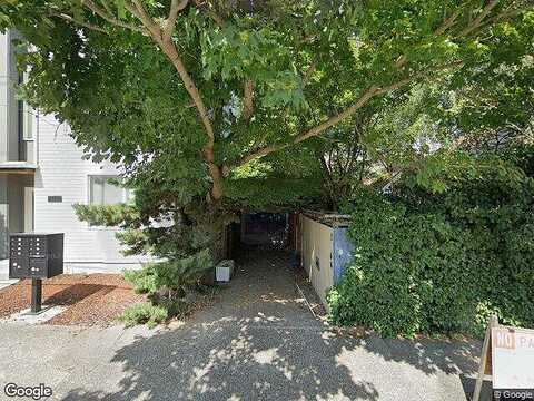 N 90 St #D, Seattle, WA 98103