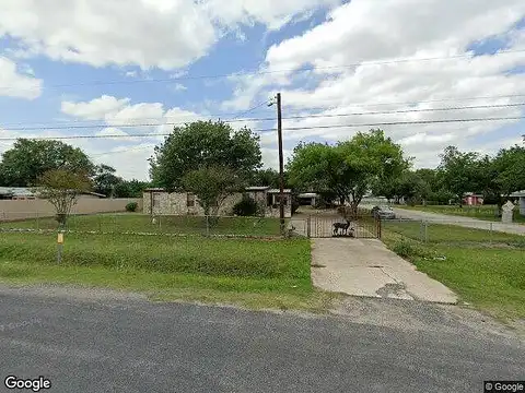 Tapatio St, Atascosa, TX 78002