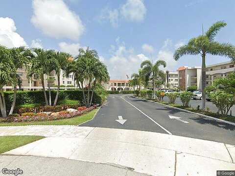 Yacht Club Dr, North Palm Beach, FL 33408