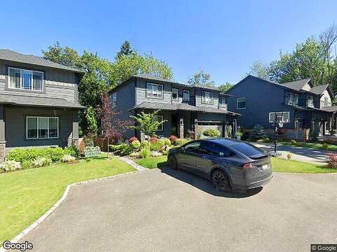 81St Pl Ne, Kenmore, WA 98028