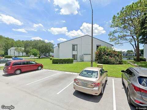Pine Ridge Circle W, Tarpon Springs, FL 34688