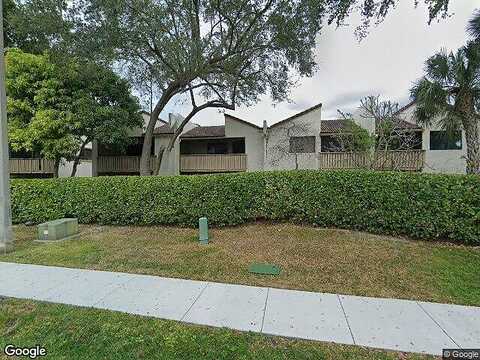 Cypress Pointe Dr, Coral Springs, FL 33071