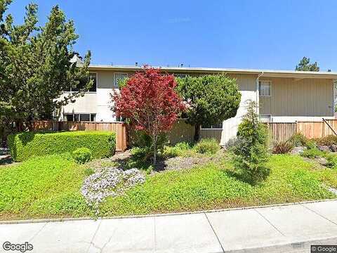Ascot Dr #6, Moraga, CA 94556
