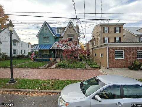 Jefferson Ave, BRISTOL, PA 19007