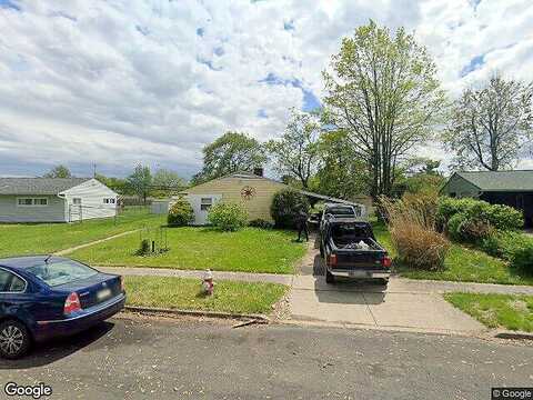 Willow Dr, LEVITTOWN, PA 19054