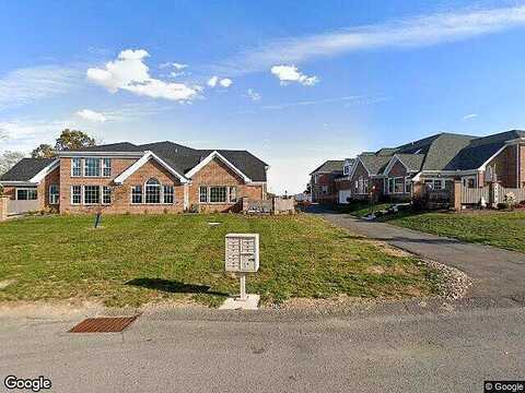 Nw Parkwood Pointe Dr, Crescent, PA 15046