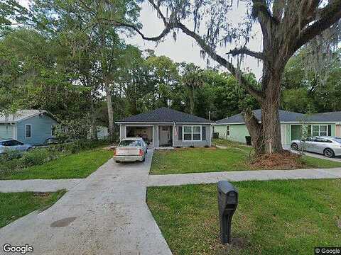 1St, GAINESVILLE, FL 32641