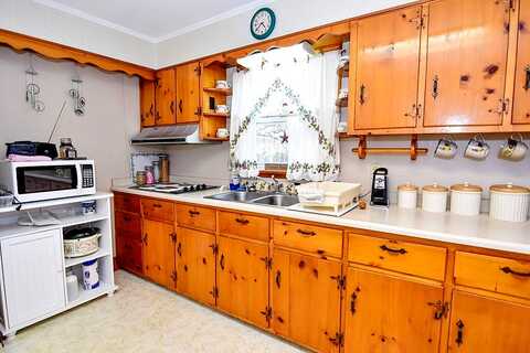 Big, PARKSLEY, VA 23421