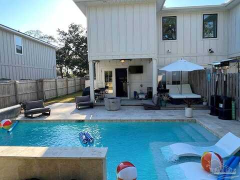 11Th, PENSACOLA, FL 32503