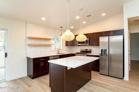 Eastern, COTTONWOOD, AZ 86326