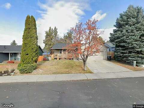 Pelican, BEND, OR 97701