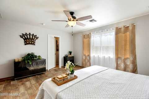 Camino Tierra Alegra, SAHUARITA, AZ 85629
