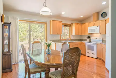 Snow Goose, BEND, OR 97707