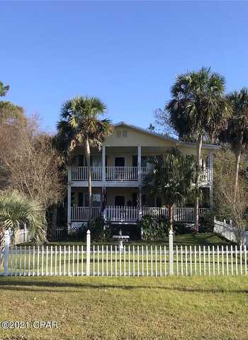 Circle, PANAMA CITY BEACH, FL 32413