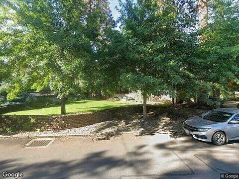 Drake, BEND, OR 97703