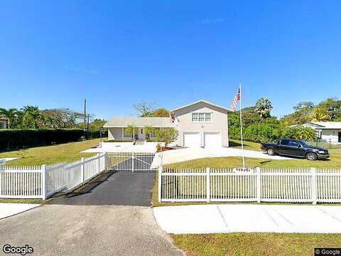 136Th, DAVIE, FL 33330