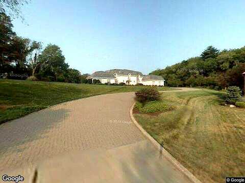 Kevin, BETHEL PARK, PA 15102