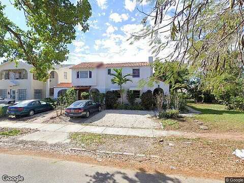 21St, MIAMI, FL 33135