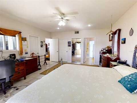 New York, DELAND, FL 32724