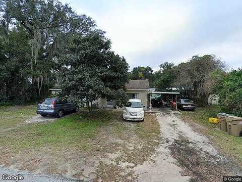 Close, MOUNT DORA, FL 32757