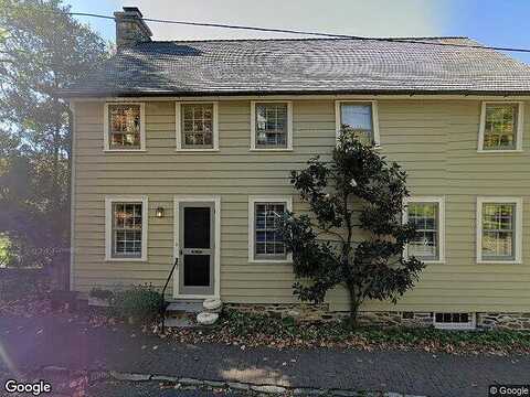 Main, WATERFORD, VA 20197