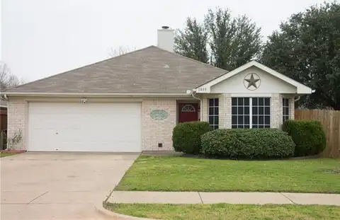 Brown, BURLESON, TX 76028