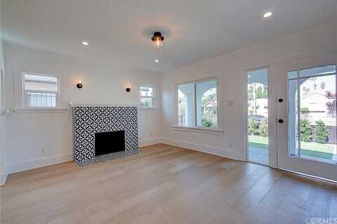 Ruthelen, LOS ANGELES, CA 90062