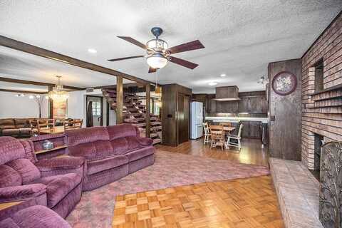 Dickey, BRONSON, TX 75930