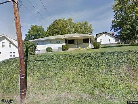 7Th, NEW KENSINGTON, PA 15068
