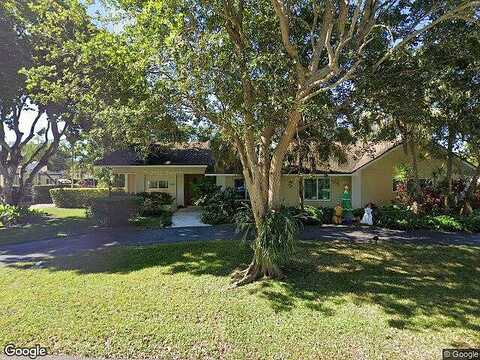 69Th, PINECREST, FL 33156
