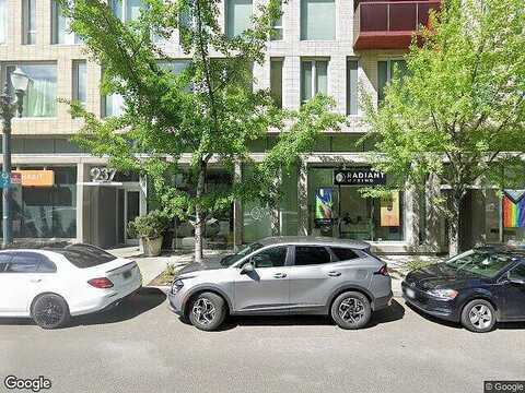Glisan, PORTLAND, OR 97209